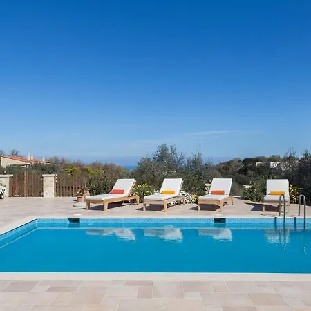 Luxury Crete Melpomeni 5 Bedrooms Private Pool Private Playground Rethymno